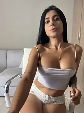 Leila Carteer online show from March 2026 04:19:01 PM