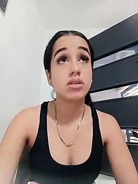 BabyCaramel18 online show from November 2025 11:36:02 AM