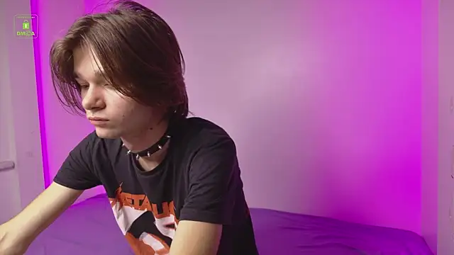 Snapshot of DavidLeatherhofff chatting on November 2025 03:22:01 PM DavidLeatherhofff online show from November 2025 03:22:01 PM