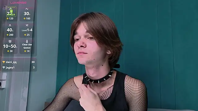 Snapshot of DavidLeatherhofff chatting on October 2025 11:27:02 PM DavidLeatherhofff online show from October 2025 11:27:02 PM