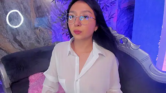 sydney miller  online show from March 2026 11:28:01 PM