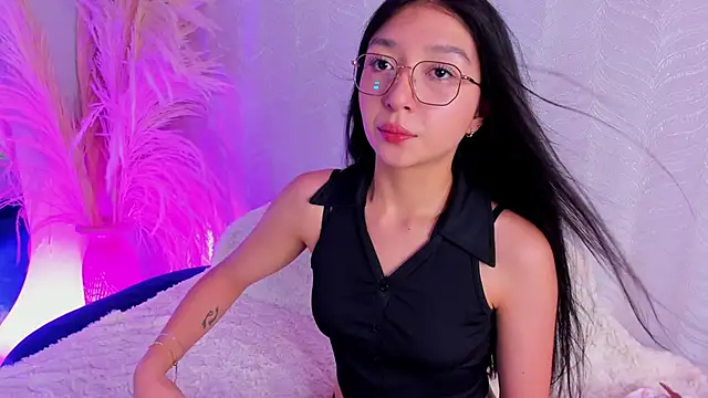 Snapshot of sydney_miller_ chatting on June 2026 12:12:01 AM sydney miller online show from June 2026 12:12:01 AM