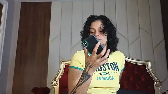 Snapshot of Athenea_sky_ chatting on December 2025 08:14:01 PM Athenea sky online show from December 2025 08:14:01 PM