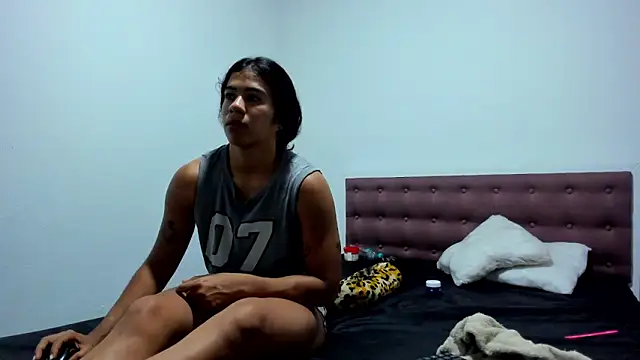 AshleyDeLuca  online show from February 2026 10:18:02 PM