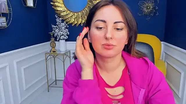 NoraSimons online show from March 2026 06:13:02 AM