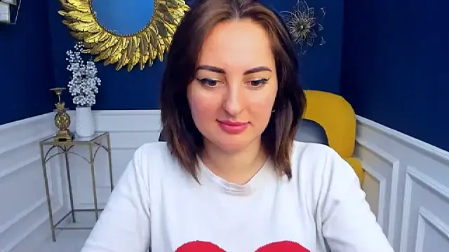 NoraSimons online show from April 2026 08:16:01 AM