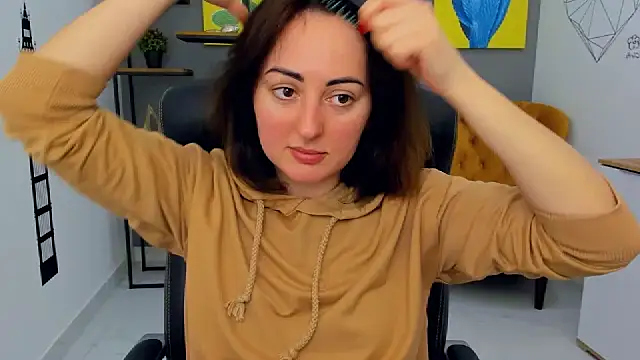 NoraSimons online show from March 2026 06:42:02 AM