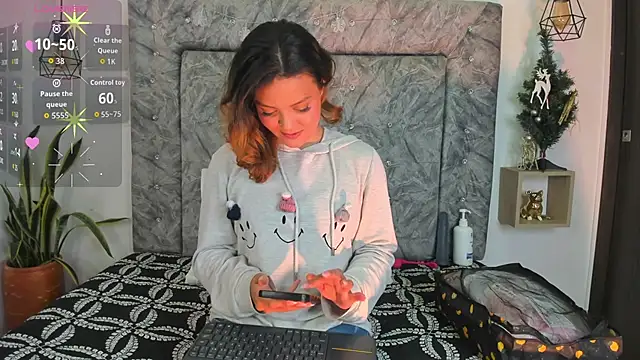 Snapshot of Amatista_desire chatting on December 2025 11:49:01 AM Amatista desire online show from December 2025 11:49:01 AM