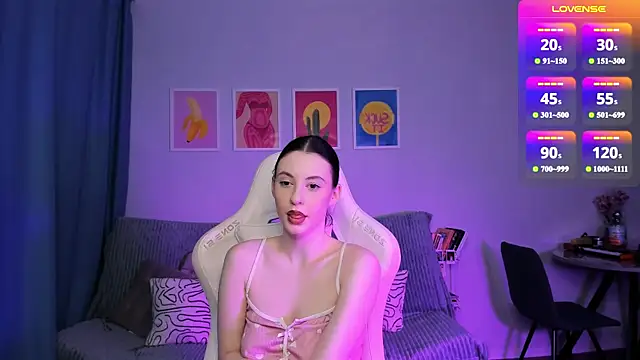 Baby Annabelle online show from November 2025 08:57:02 PM