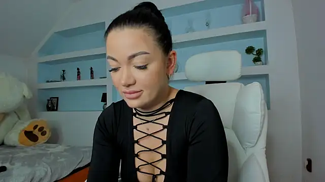 juliexxx online show from April 2026 05:41:01 PM