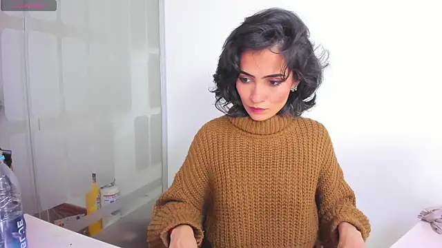 chloehanna online show from January 2026 07:51:01 PM