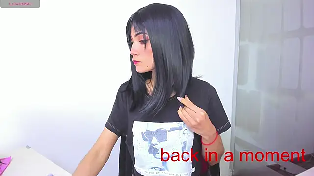 chloehanna online show from March 2026 07:39:01 PM