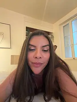 Snapshot of Thaylla_sophiiia chatting on April 2026 02:13:02 PM Thaylla sophiiia online show from April 2026 02:13:02 PM