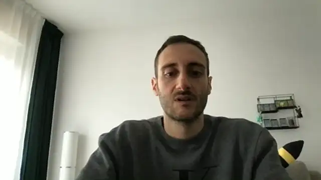 LukaShyGuy online show from May 2026 01:09:02 PM