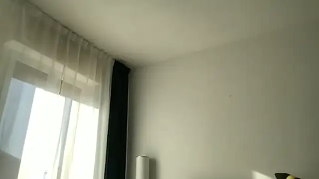 LukaShyGuy online show from May 2026 06:29:01 AM