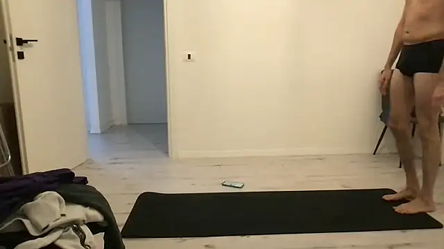 LukaShyGuy online show from November 2025 06:30:02 PM