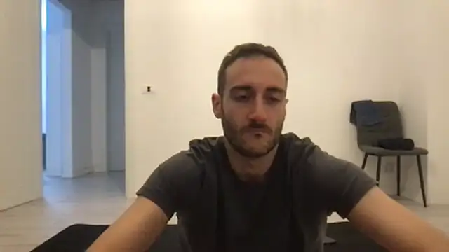 LukaShyGuy online show from January 2026 06:12:01 PM