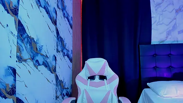 Scarlet DLuce online show from February 2026 08:58:02 AM