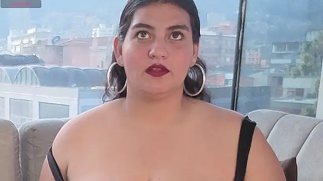 Snapshot of kendra_crow chatting on November 2025 12:00:02 PM kendra crow online show from November 2025 12:00:02 PM