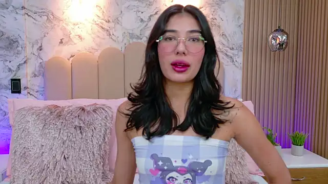 AdelineJhones online show from March 2026 03:11:02 PM