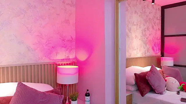 AdelineJhones online show from March 2026 02:53:01 PM