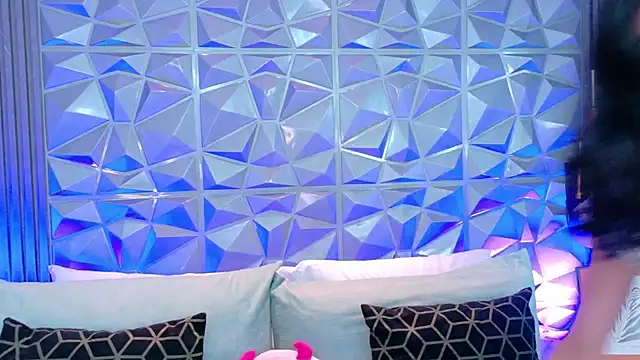 AdelineJhones online show from April 2026 02:51:02 PM