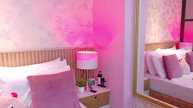 Snapshot of AdelineJhones chatting on January 2026 03:05:01 PM AdelineJhones online show from January 2026 03:05:01 PM