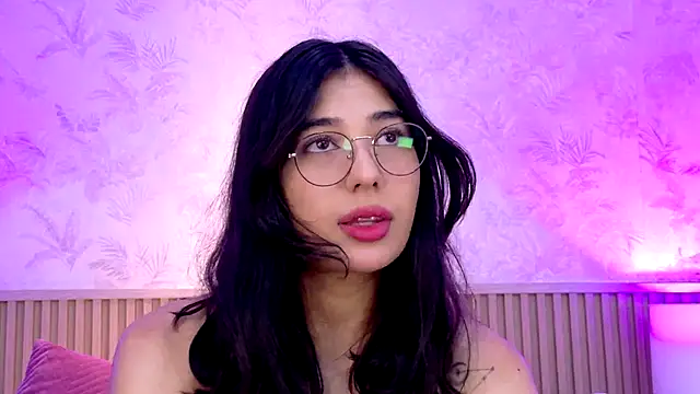 AdelineJhones online show from November 2025 02:09:02 PM