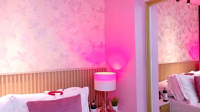 Snapshot of AdelineJhones chatting on December 2025 07:07:02 PM AdelineJhones online show from December 2025 07:07:02 PM