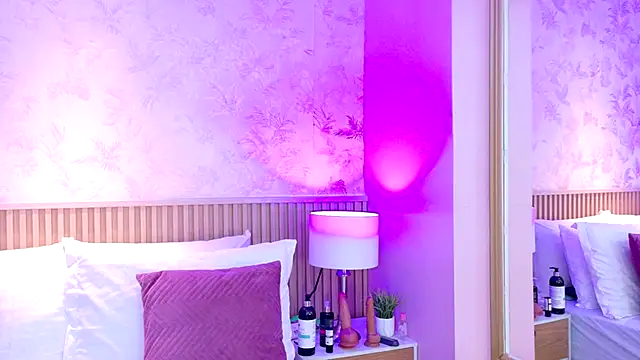 AdelineJhones online show from December 2025 02:48:01 PM