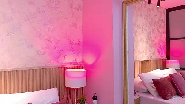 AdelineJhones online show from March 2026 02:44:01 PM