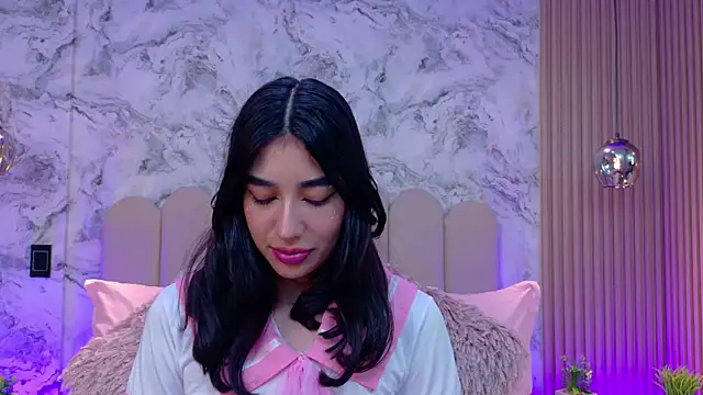 AdelineJhones online show from October 2025 01:45:01 PM