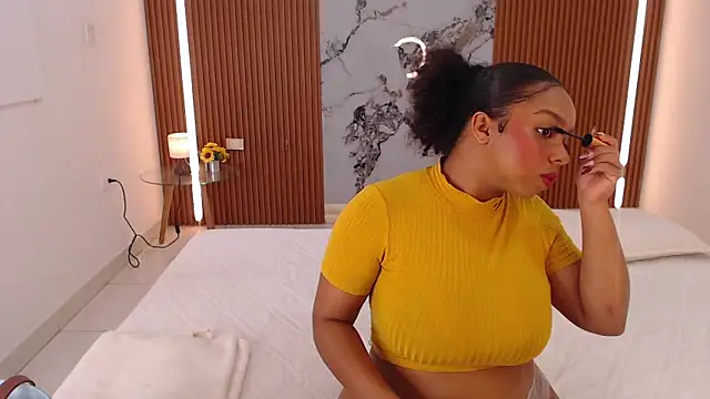 rosselyn  online show from April 2026 01:06:02 PM