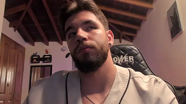 JACKSON STIFLER online show from April 2026 04:03:01 PM