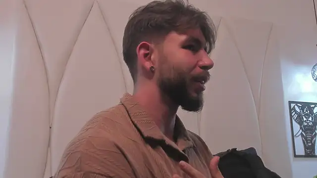 JACKSON STIFLER online show from January 2026 09:32:02 PM