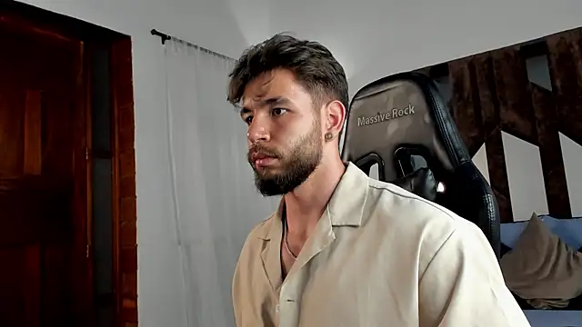 JACKSON STIFLER online show from January 2026 02:26:01 AM