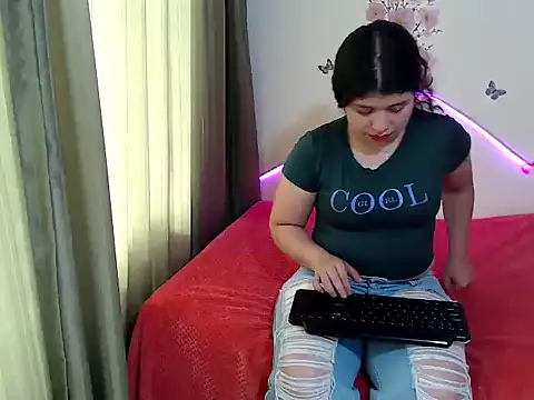 BRYXS1 online show from October 2025 07:15:02 PM