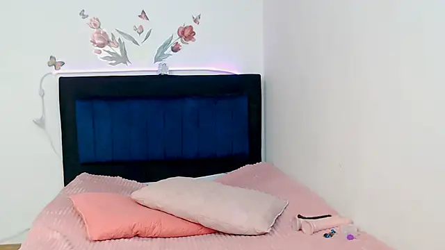 BRYXS1 online show from April 2026 03:50:02 PM