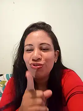 LeilaTaylor online show from November 2025 01:05:01 PM