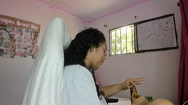 emily stars1 online show from April 2026 03:03:01 PM