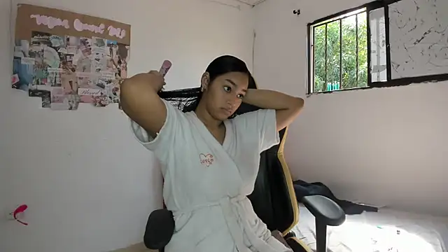 emily stars1 online show from March 2026 07:50:01 PM