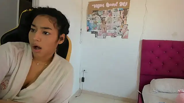 emily stars1 online show from April 2026 06:47:01 PM