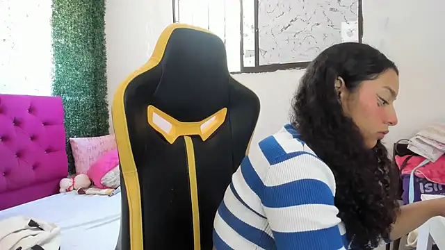 emily stars1 online show from January 2026 04:11:01 PM