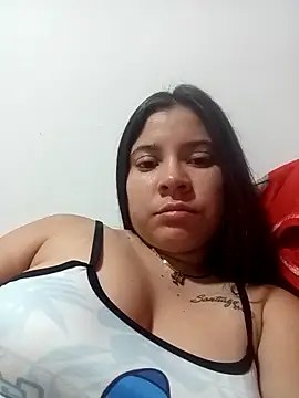 fresarosa33 online show from October 2025 12:10:02 AM