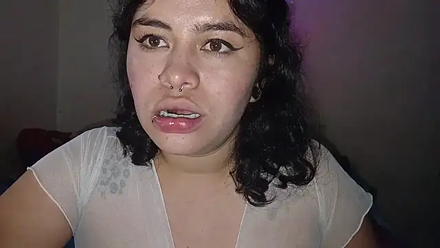 Magic Alicee  online show from March 2026 02:04:02 AM