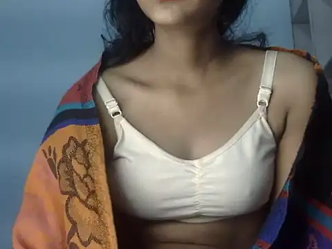 Bhan3 online show from November 2025 09:52:02 PM