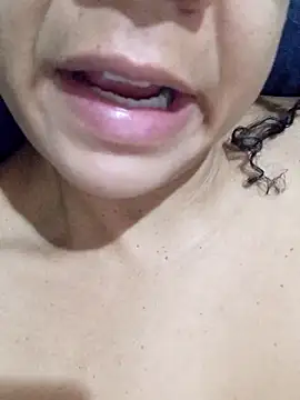 Bruninhadeusa online show from January 2026 12:52:02 PM