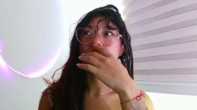 LissyM online show from April 2026 06:53:02 PM