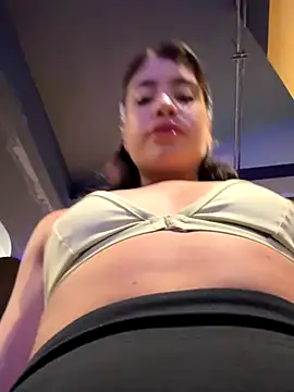 LisaMartinez34 online show from December 2025 04:34:02 PM