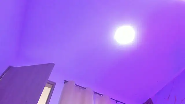 Luna Sthonem online show from October 2025 02:17:02 PM